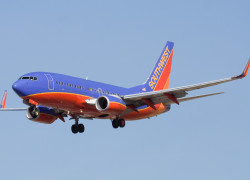 Southwest_Airlines_Boeing_737-700_N231WN